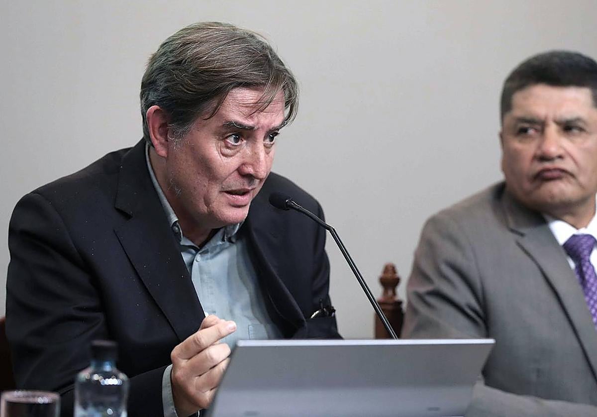 El director del Instituto Cervantes, Luis García Montero, en el Congreso de la Lengua Española en Arequipa (Perú).