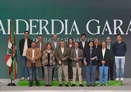 Aitor Esteban, con el EBB elegido en la Asamblea General del Atano III.