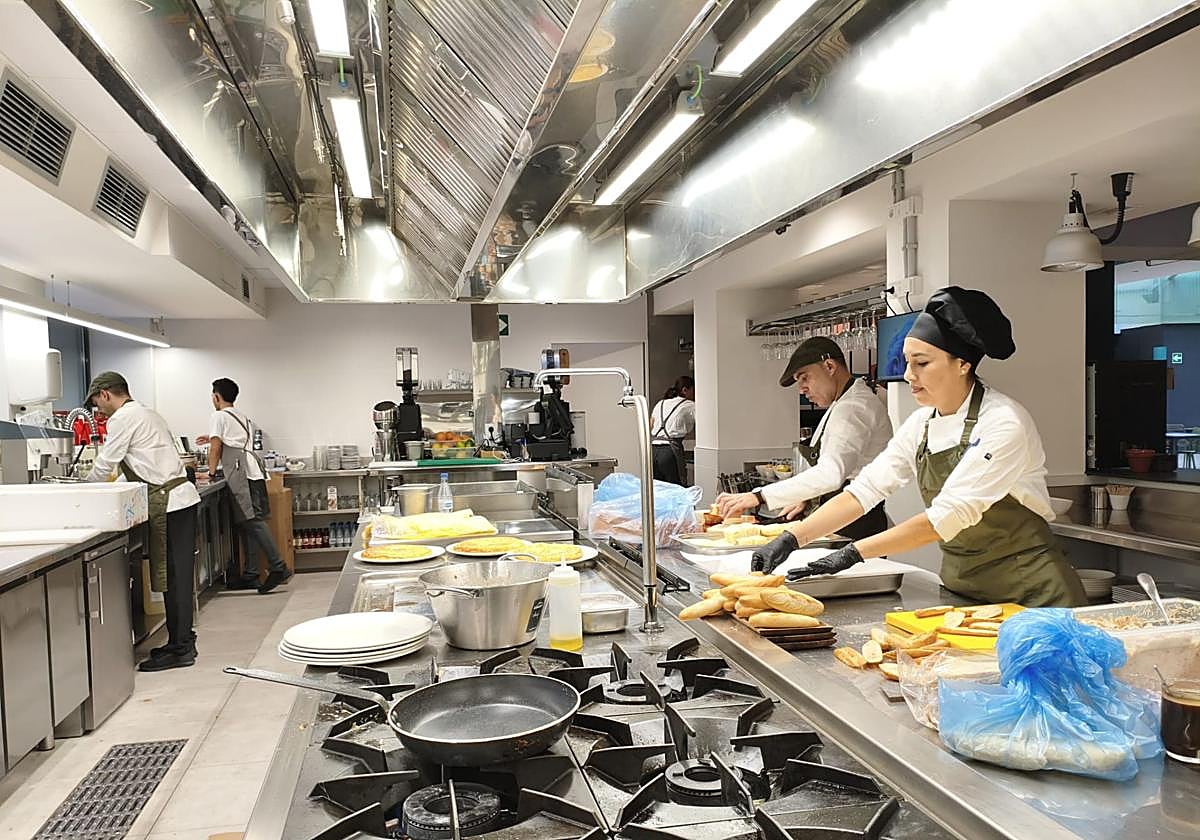 El restaurante estará abierto al público a partir del lunes.