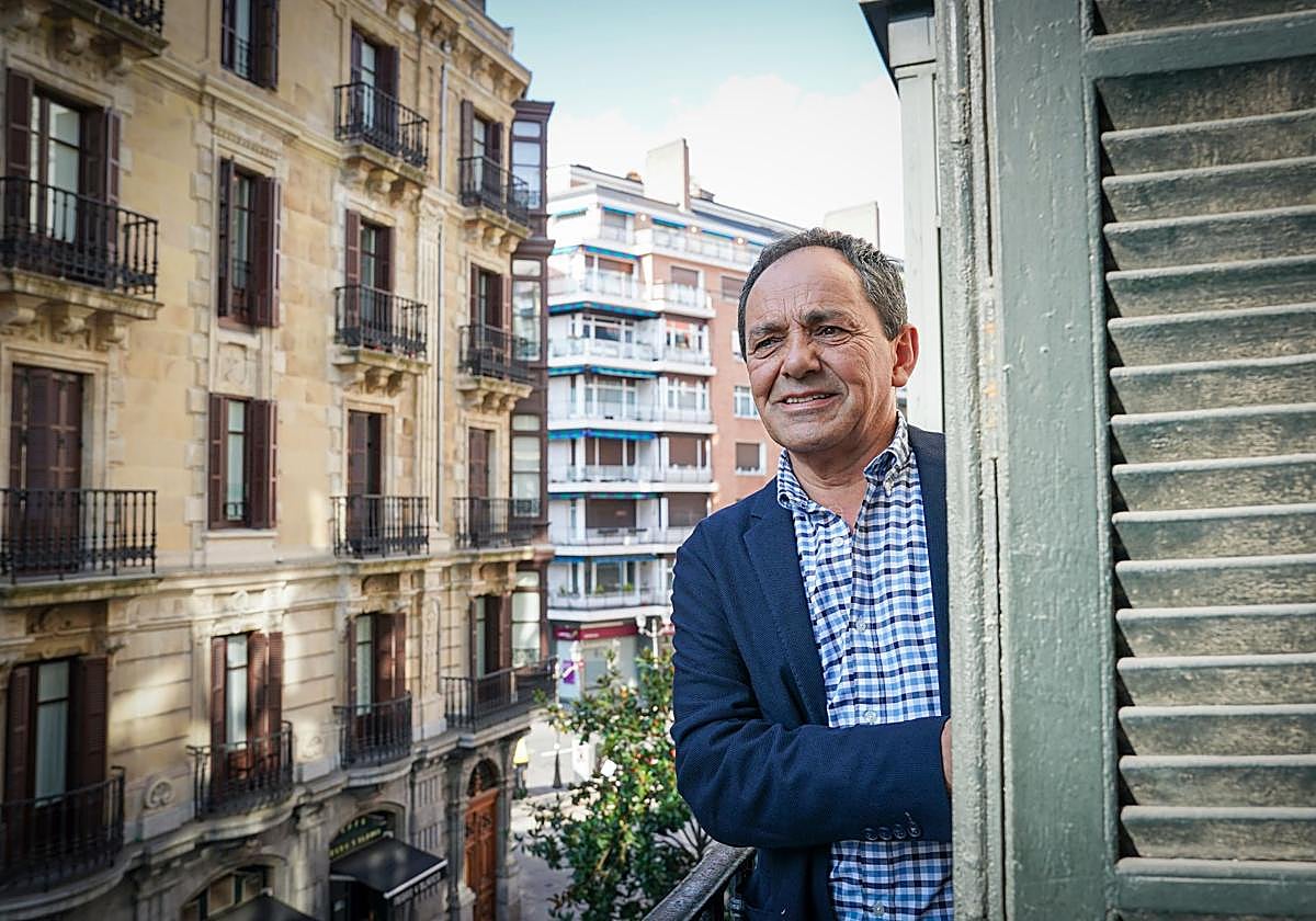 Pablo Nistal atiende a EL CORREO en su estudio de arquitectura.