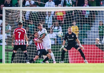 Unai Simón da un punto a un Athletic muy vulgar