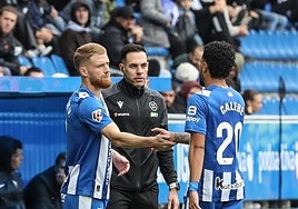 Carlos Vicente entra por Calebe ante el Elche.