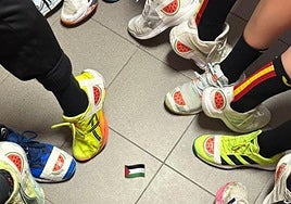 El reivindicativo gesto de las jugadoras de la selección femenina de balonmano en su partido contra Israel