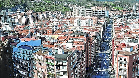 Tres de cada diez euros de la renta de los vizcaínos proceden de pensiones y ayudas