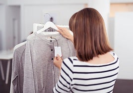 Despedida de una tienda de moda por insultar y amenazar a sus compañeras con arrastrarlas «del pelo por la calle»