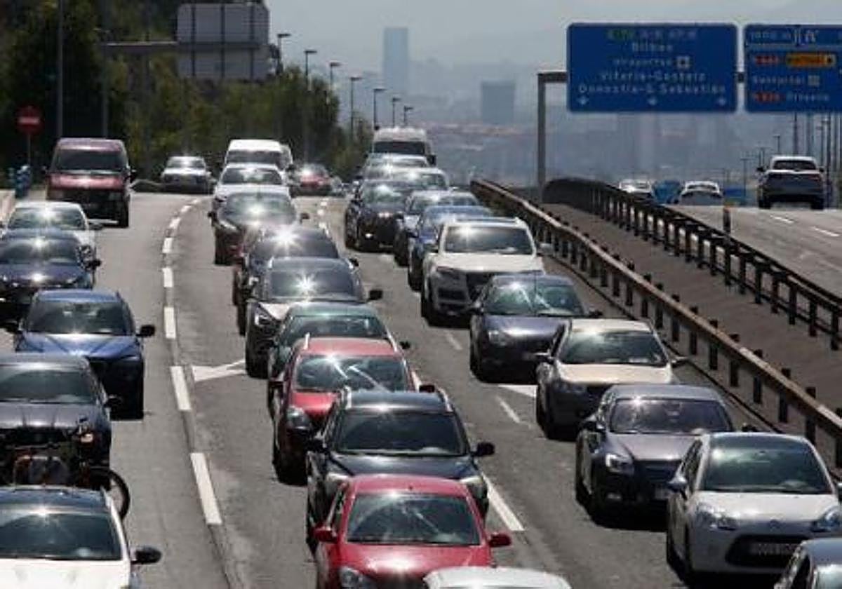 Dos años de cárcel para un hombre por propinar varios puñetazos en la cara a otro que le había pedido que moviera su coche de sitio