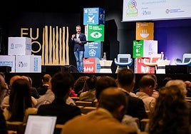 La Federación Española de Municipios y Provincias ha congregado a dos centenares de asistentes en el Europa