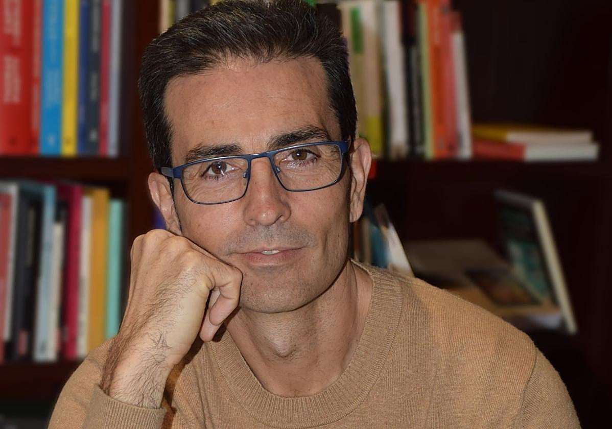 El doctor Villar, en una imagen cedida.