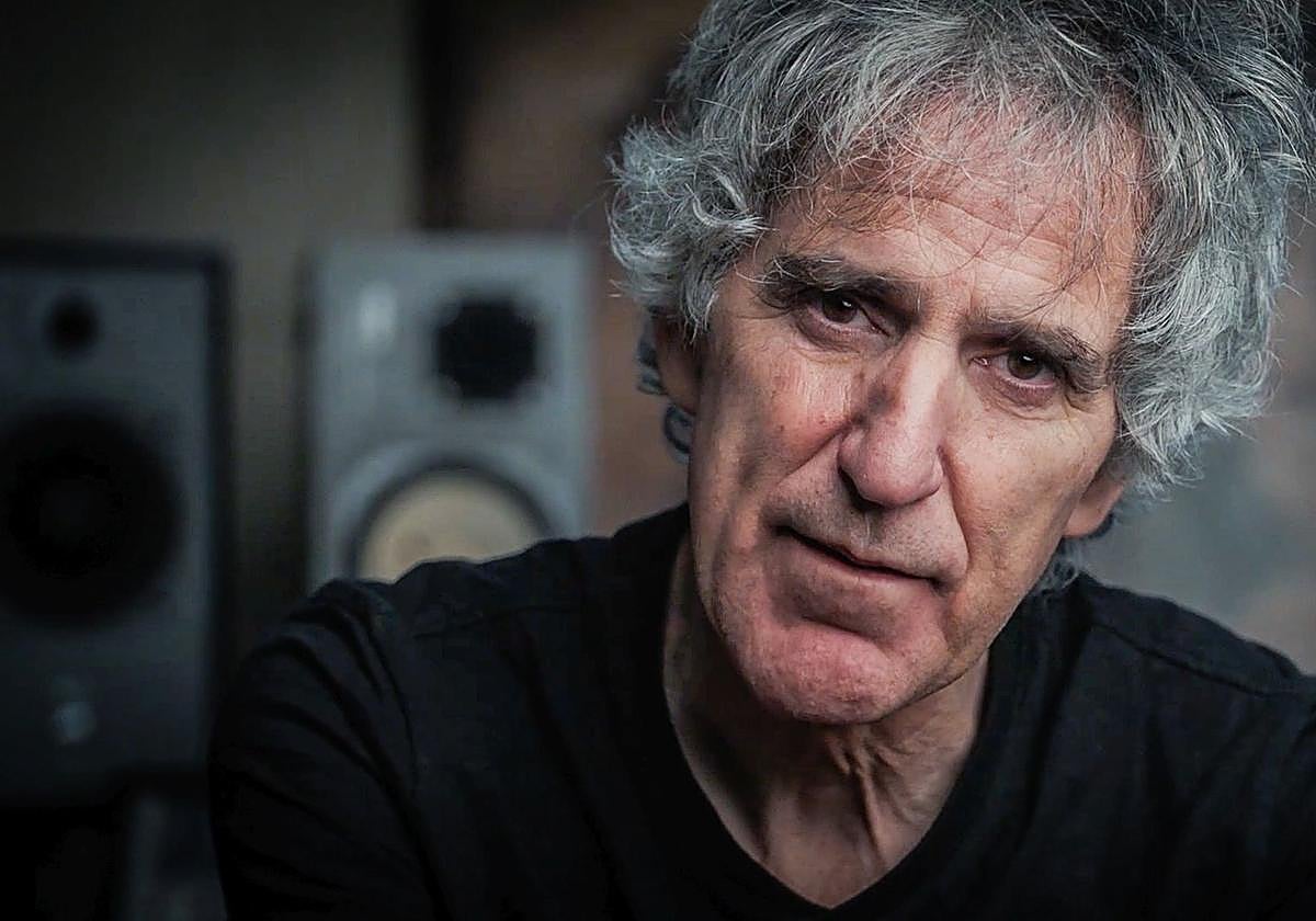 Fotograma de 'Hombre bala', documental dedicado a la vida y obra de Mikel Erentxun.