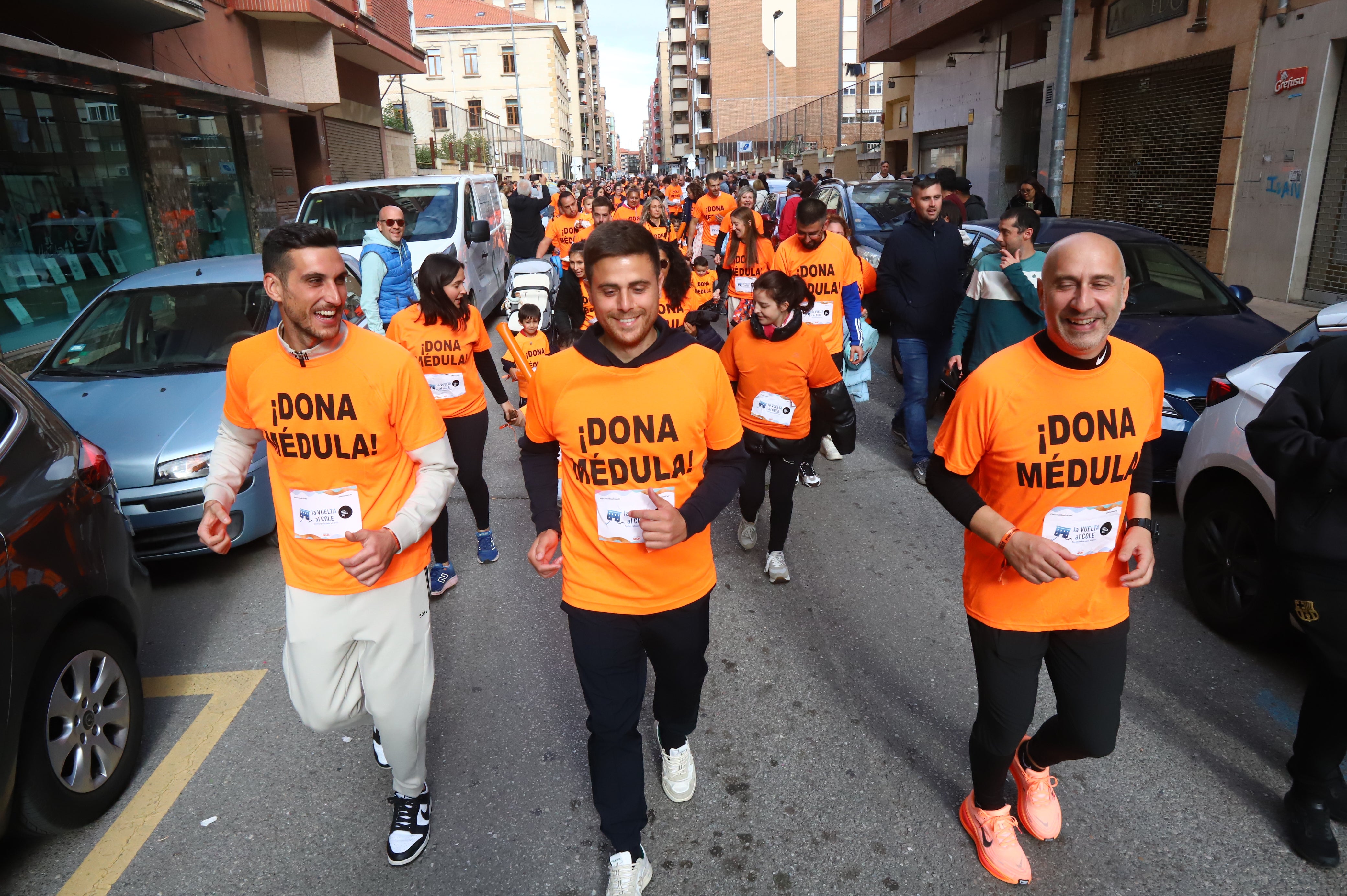 Sergio Herrera y Alessio Lisci han encabezado la marea naranja por una buena causa.