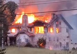 Estado en que quedó la casa Santa Luzia tras el incendio del miércoles.