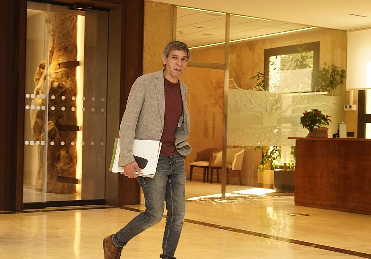 Jon Hernández, parlamentario de Sumar