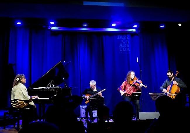 En la suite Elisabet Raspall, Dani Pérez, Pepi Izquierdo y Quico Pugès.