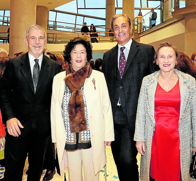 Iñaki Solaun, Arrate Echeverría, Martín Errasti e Itziar Martínez.