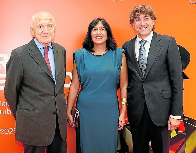 José María Mato, Mirian Márquez y Eneko Andueza.