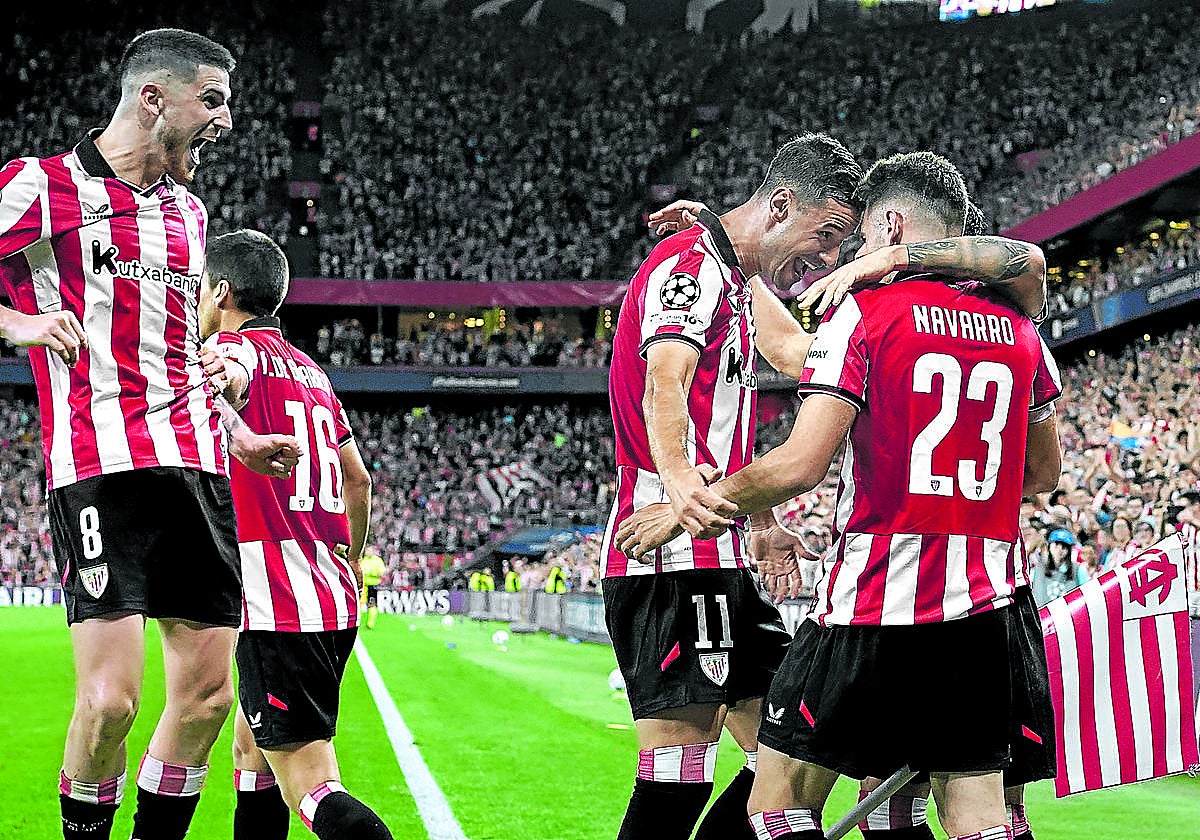 Los jugadores del Athletic celebran un gol en la victoria de Champions frente al Qarabag