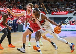 Diallo bota exigido ante el exbaskonista Raieste.