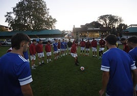 Los jugadores del Getxo en un entrenamiento en Fadura