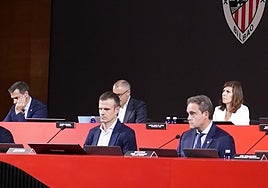 La asamblea se está celebrando en el Palacio Euskalduna.