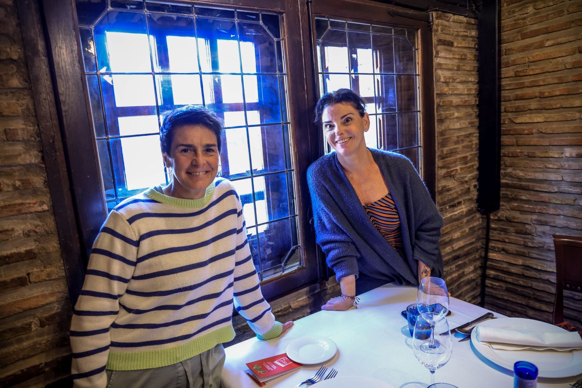 Marieta Vargas y Begoña Sopelana.