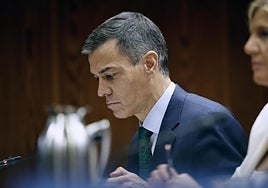 El presidente del Gobierno, Pedro Sánchez, durante su comparecencia ante la comisión de investigación del caso Koldo, este jueves en el Senado.