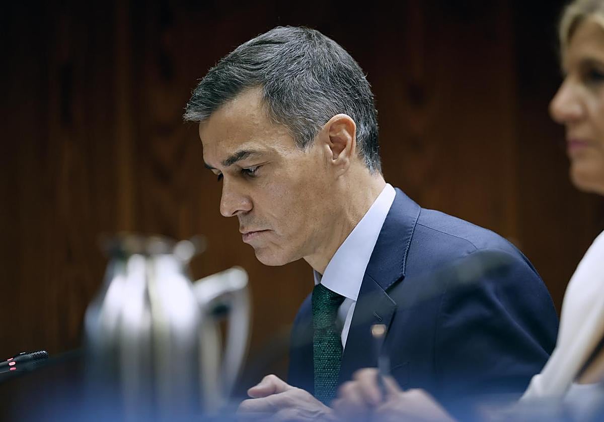 El presidente del Gobierno, Pedro Sánchez, durante su comparecencia ante la comisión de investigación del caso Koldo, este jueves en el Senado.