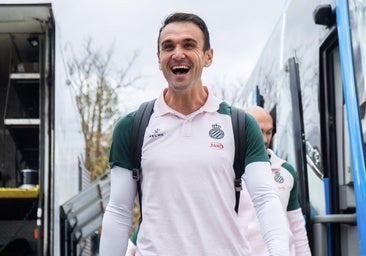 Así ha sido el regreso de Kike García a Mendizorroza: «¡Bienvenido a casa, Kikegol!»