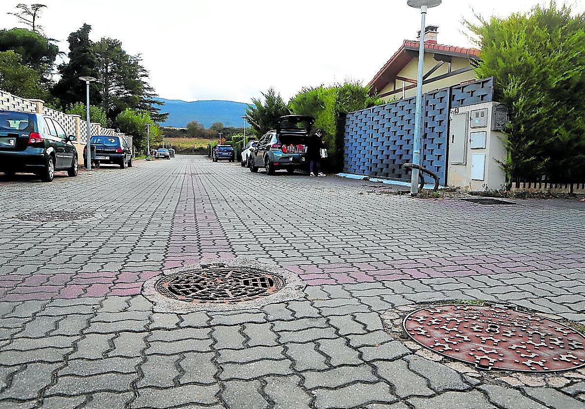 La tubería del sistema anexo permitirá que los vecinos sufraguen la conexión de su red.