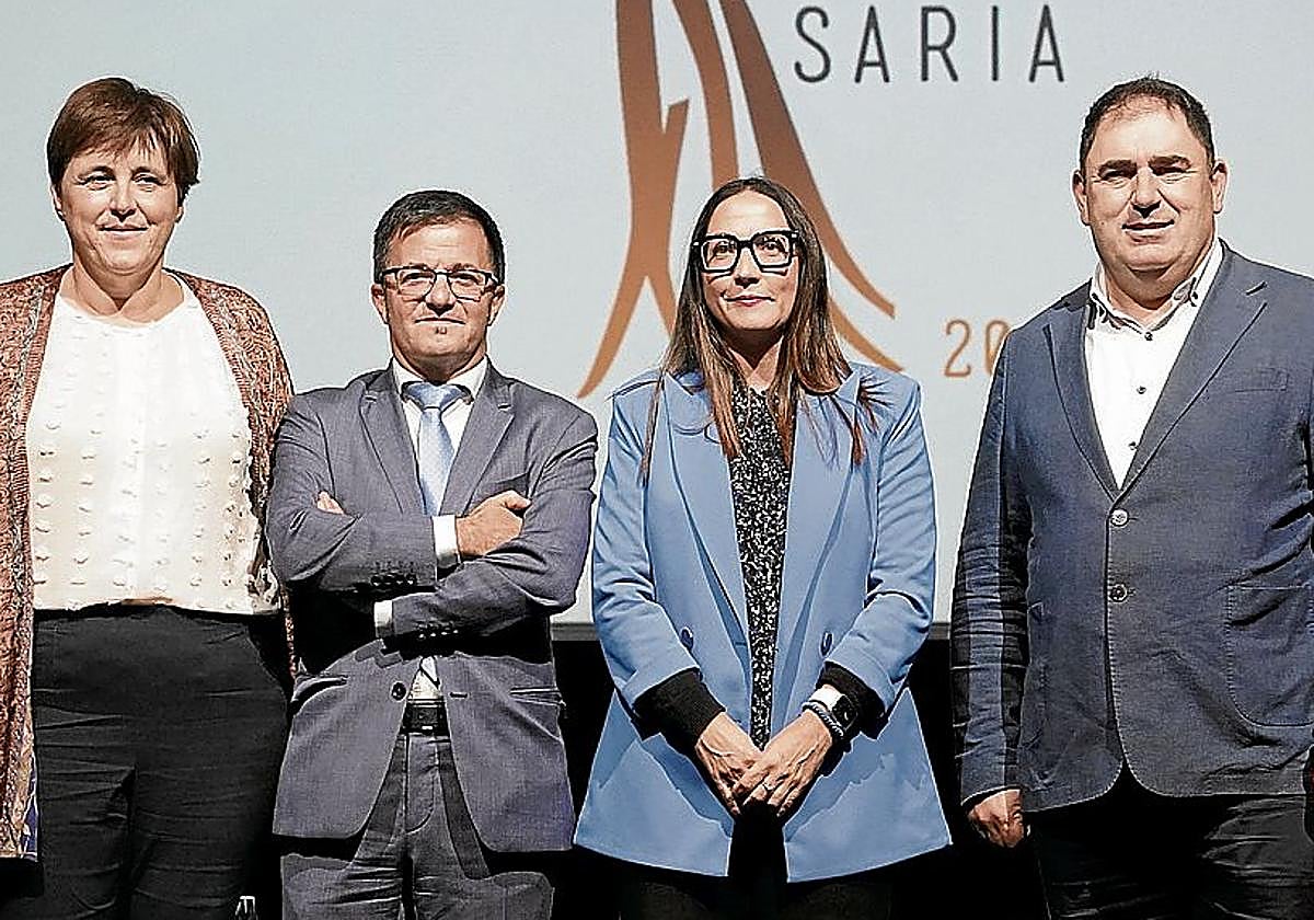 Isabel Mendiguren, Julen Elgeta, Begoña Pedrosa y Jon Labaka