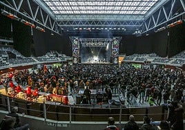 Concierto de rock organizado en el Iradier Arena.