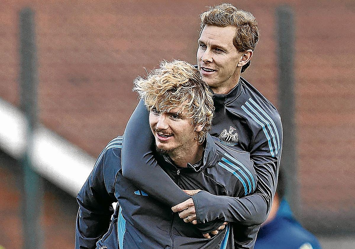 Los casi dos metros de Woltemade son uno de los principales argumentos ofensivos de las urracas.