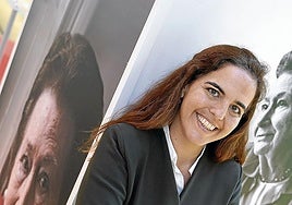 Lara Feliu presentó ayer la exposición de su abuela, que estará hasta el domingo en Zubiarte.