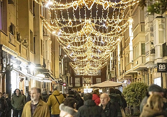 El techo de luz de la calle San Prudencio que se estrenó en la pasada edición.