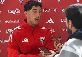 Carlos Fernández ha ejercido hoy de portavoz tras el entrenamiento de este miércoles.