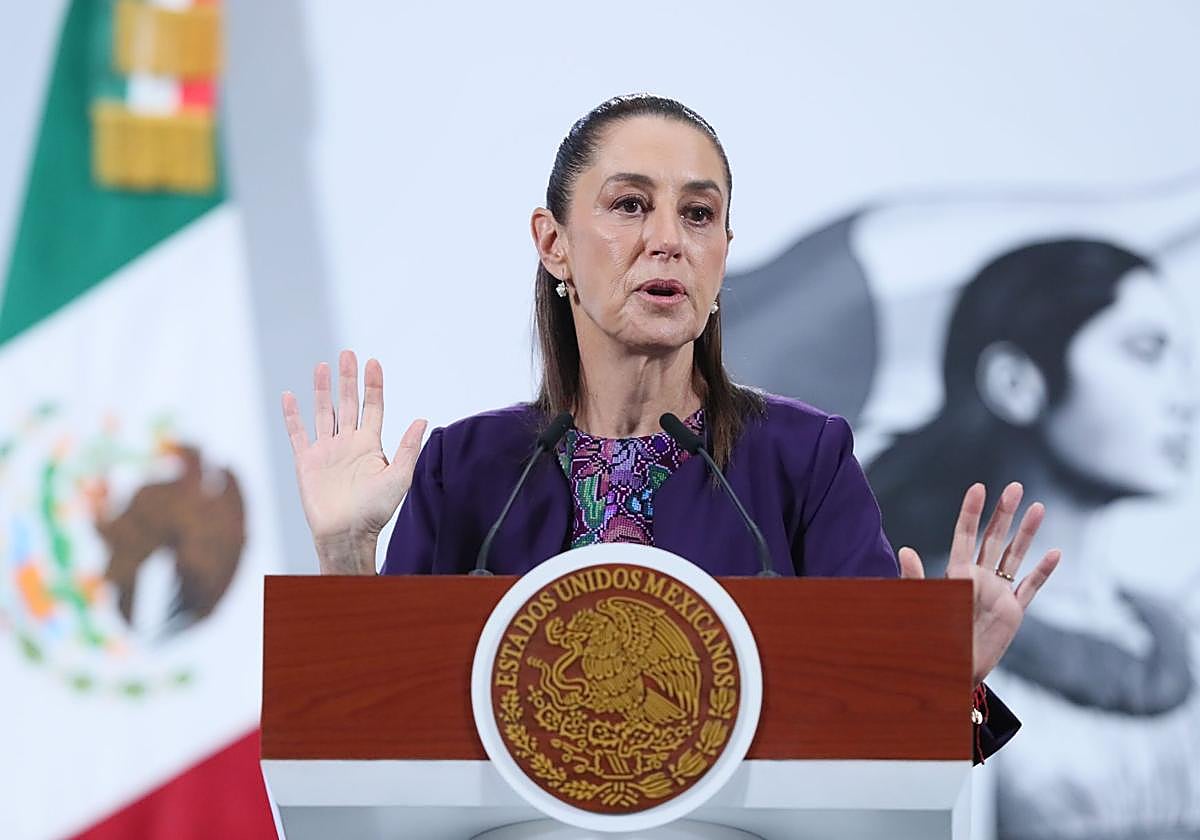 Claudia Sheinbaum habla durante una rueda de prensa.