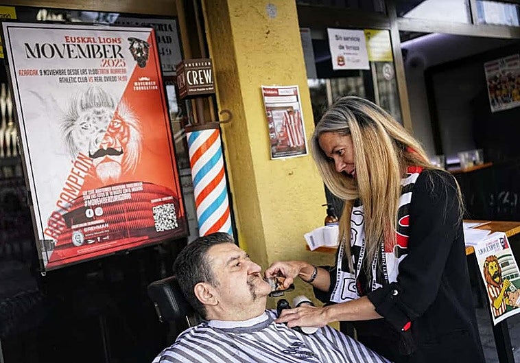 La Peña Euskal Lions ha transformado el bar Campeón en una barbería.