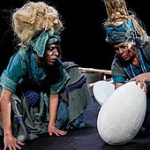 El espectáculo 'Nomadak' de Teatro Paraíso es uno de los que se representará este curso.