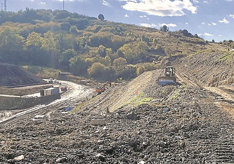 El vertedero de Artxanda sufre riesgo de desplome y la reparación podría durar «años»