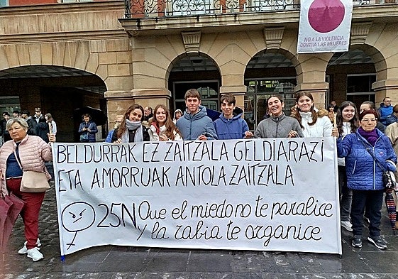 Alumnos del colegio Jado participaron en la concentración del año pasado en Erandio.