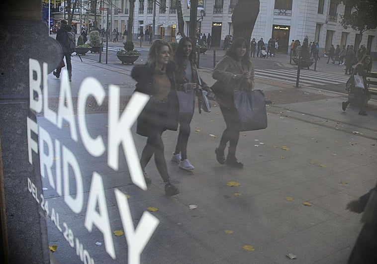 Zara, Primark, El Corte Inglés... Todo sobre el Black Friday 2025: estas son las fechas y descuentos