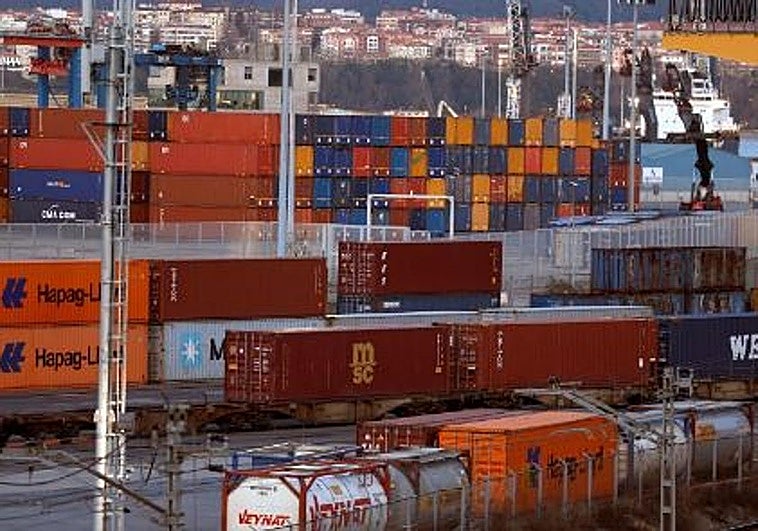 Un trabajador herido en un accidente laboral en el Puerto de Bilbao