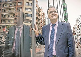 El anestesista Alberto Martínez es el consejero de Salud del Gobierno vasco.