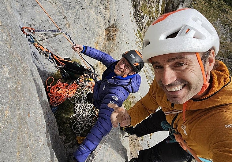 Los Pou aben otra vía en los Picos de Europa... Con susto incluido