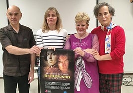 Bárbara Ruiz, responsable de UNRWA Euskadi, Ana del Val, diputada foral de Cultura y Deporte e Iker Ortiz de Zárate durante la presentación