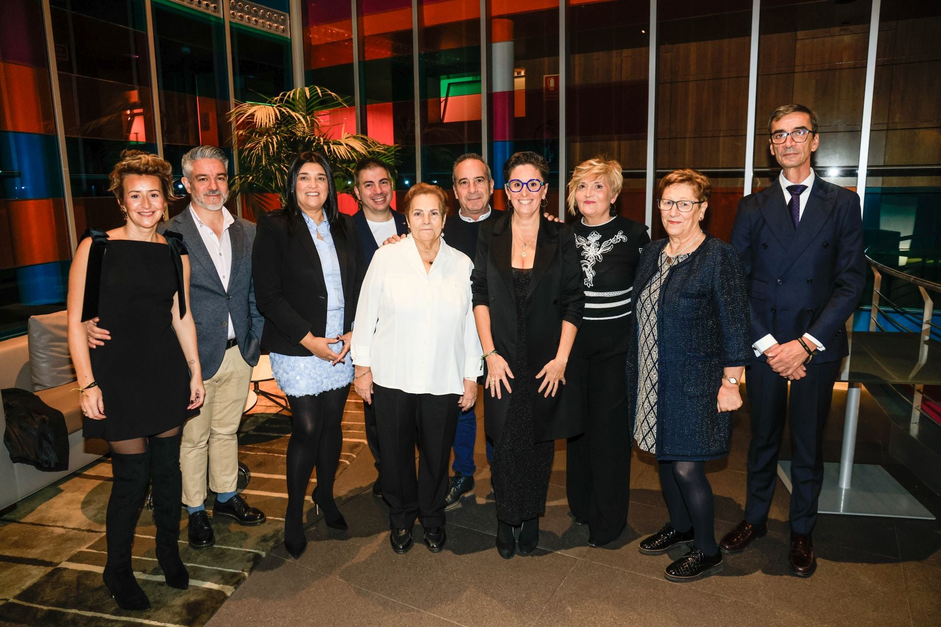 Estíbaliz Reboredo, Rodolfo Di Pietro, Mónica Calvo, Alberto Manero, Pepa Flores, Pedro Sequeiros, Mónica Diéguez, Mai Sequeiros, Delfina Fernández y Edmundo Martín. 