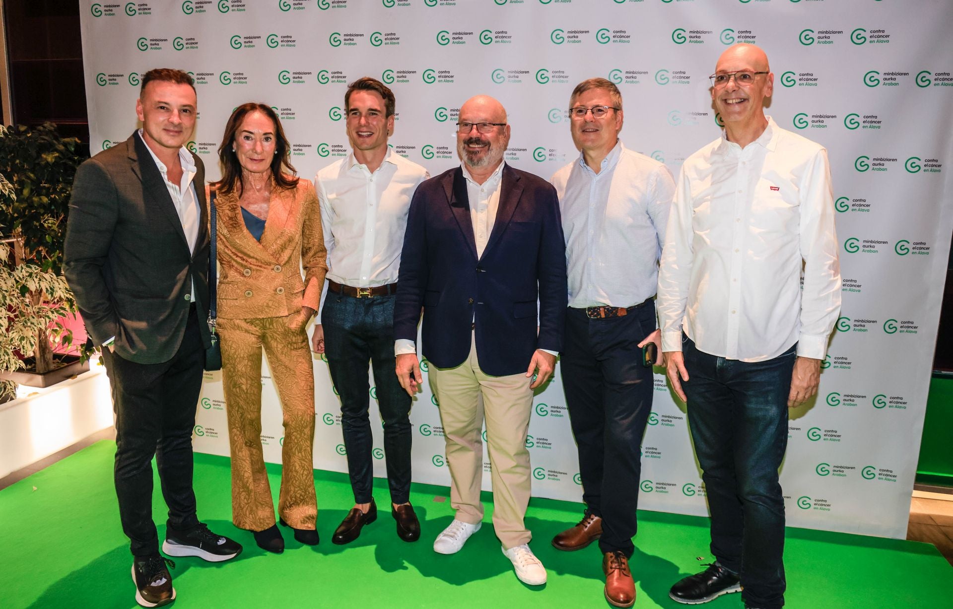 Alberto Rafael, Edurne Errasti, Eric Ortiz de Urbina, Enrique Martínez, Carlos Lago y Josean Yela.