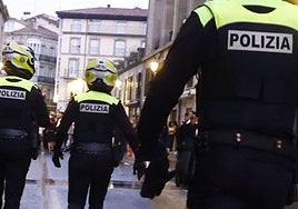 Detenido en Vitoria tras agredir a su pareja delante de su hija y huir del domicilio
