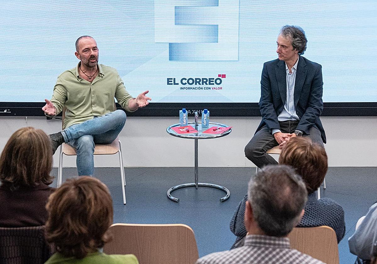Luis López y Pablo Martínez Zarracina, en un momento del encuentro.