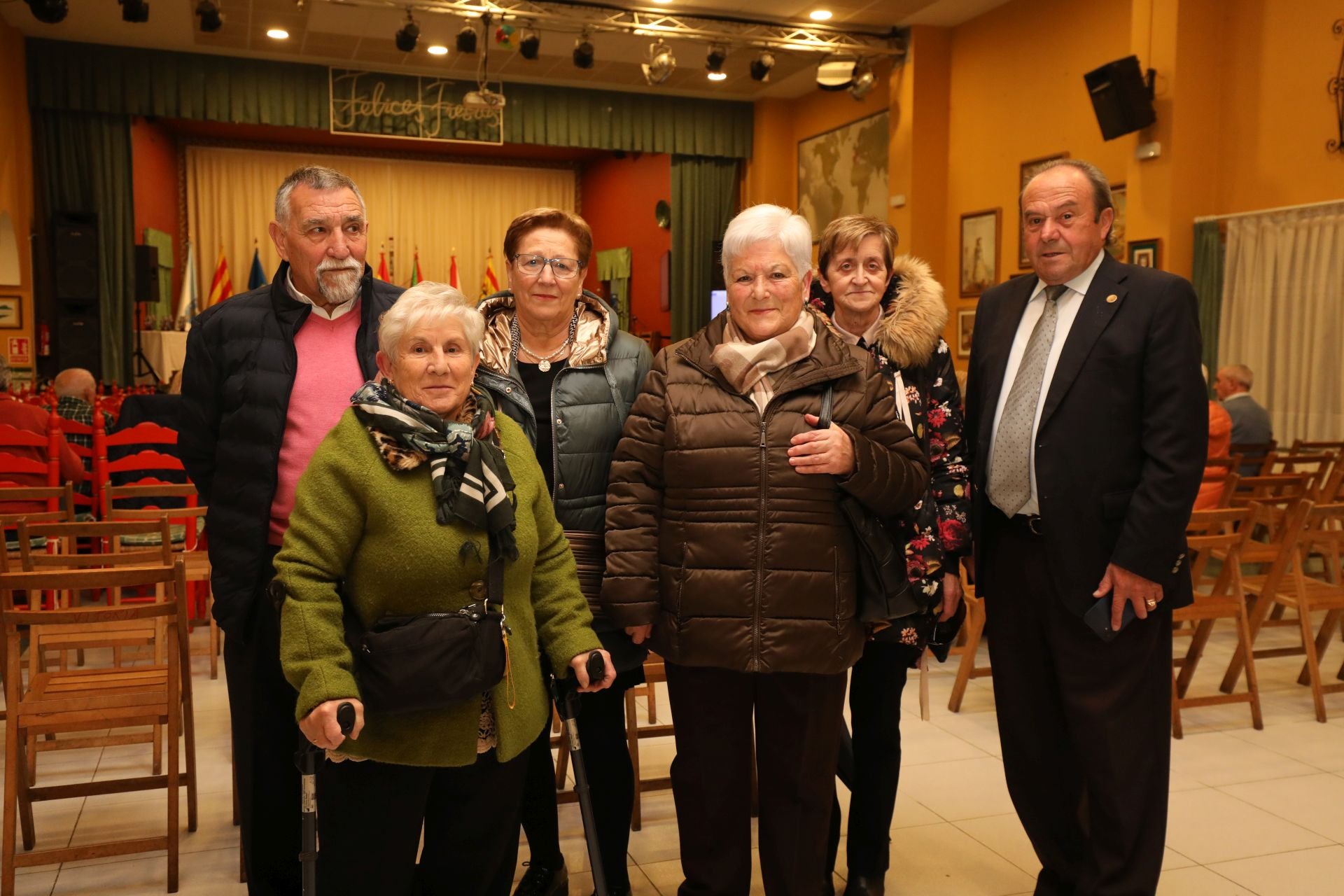 José Calvo, Benigna Rojo, Delfina Fernández, Carmen Fernández, Mari Fernández y Censo Reboredo.
