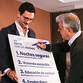 El presidente del PP vasco, Javier de Andrés, ha intervenido este sábado en un acto de Nuevas Generaciones en Bilbao.